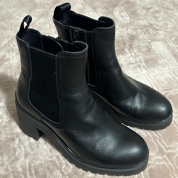 Jeffrey Campbell - Escob Platform Chelsea Boot 🥰 Size 10 - Picture 6 of 10